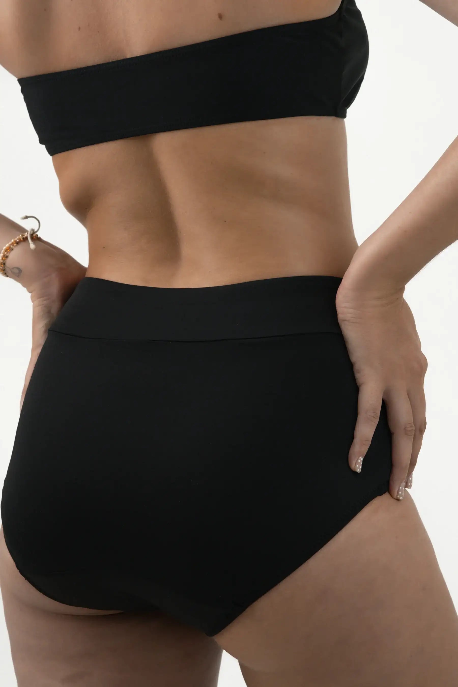 Fiora menstrual brief (high-waisted)
